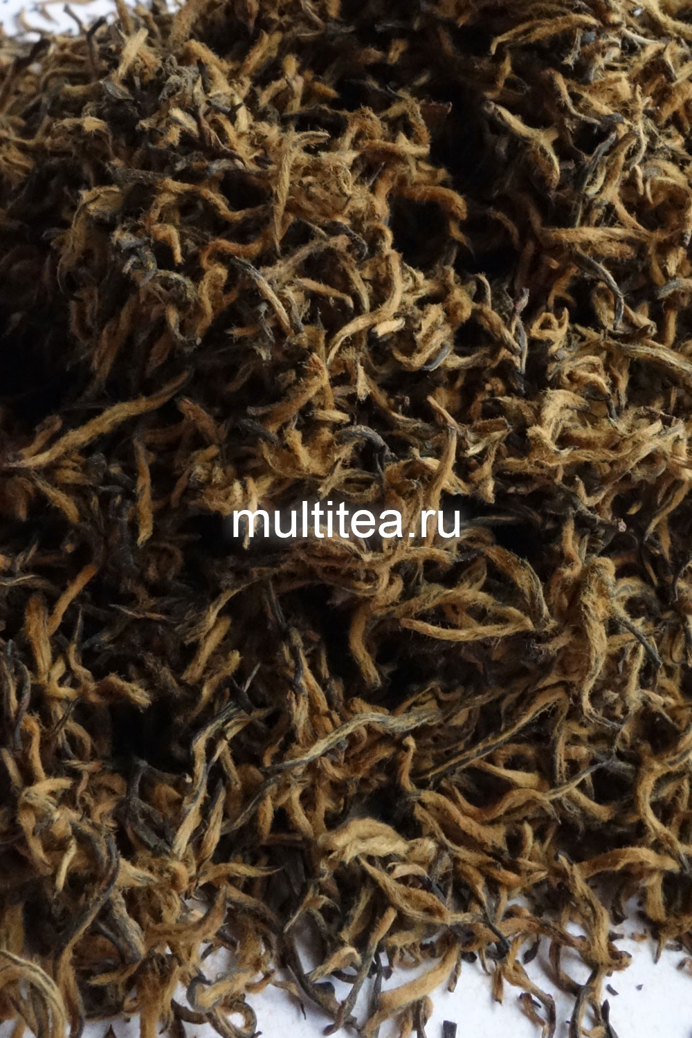 Почки Цзинь Цзюнь Мэй покрыты волосками