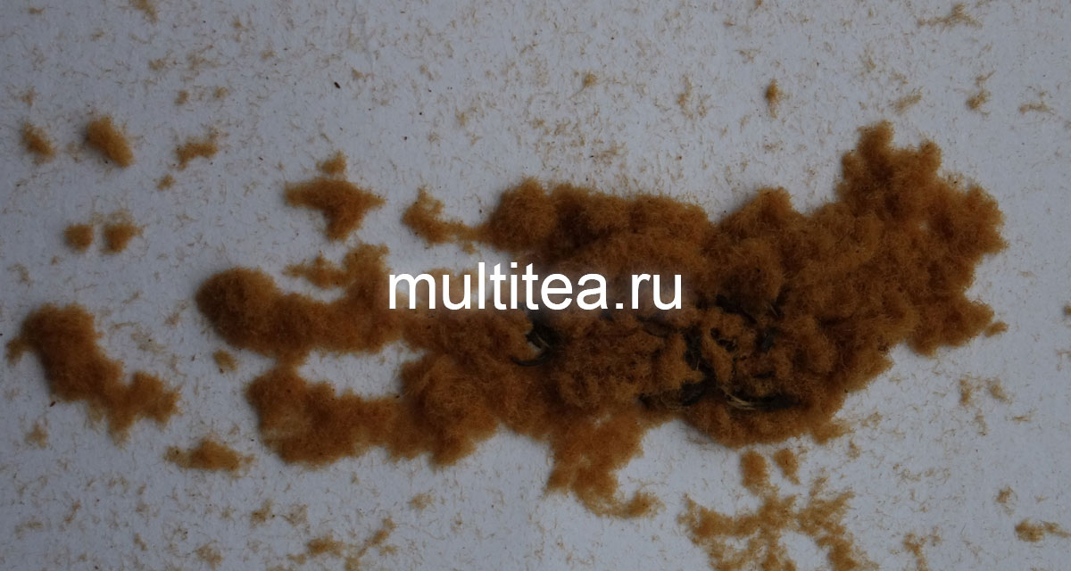 Очень много облетело волосков с почек красного чая Цзинь Цзюнь Мэй