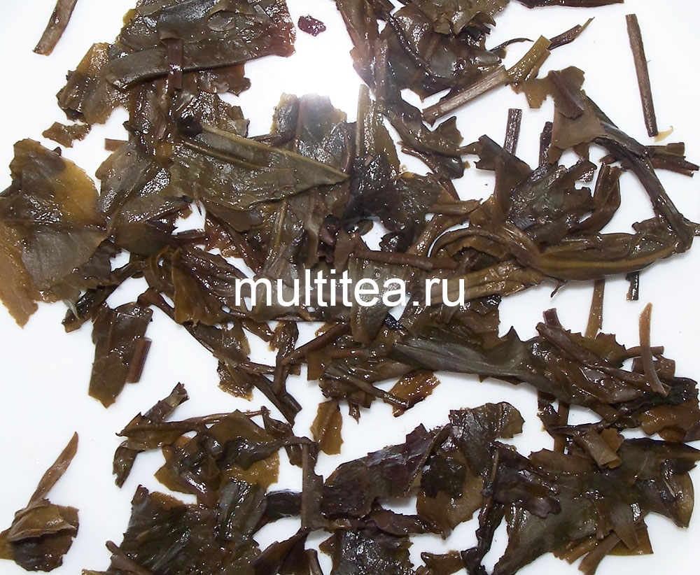 листья после заваривания Wu Dong Dan Cong фото с вспышкой