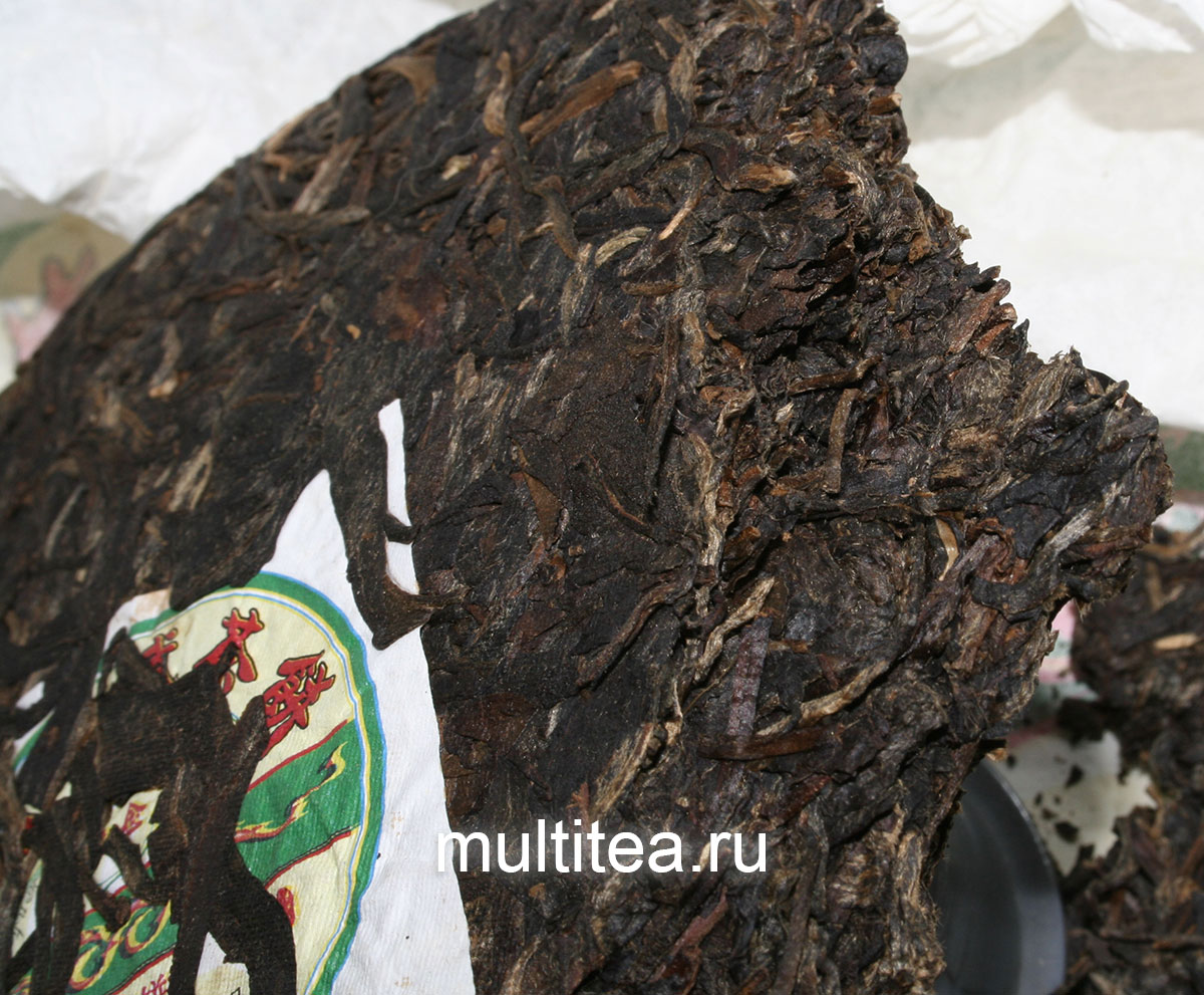 блин шен пуэра Tong Qing Tang на разломе