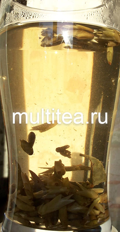 настой чая Лаошу Ябао готов